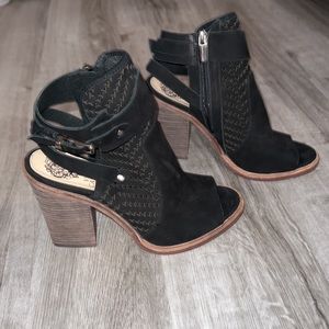 Vince Camuto Booties 7